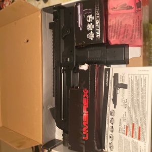 UMAREX “ STEEL STORM” 6 Shot Burst, or Semi Auto BB. BRAND NEW in the BOX.